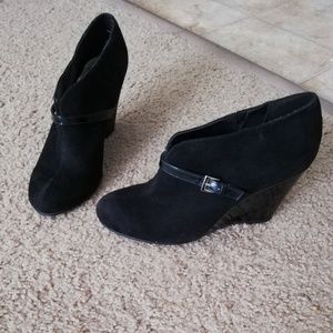 Anne Klein Wedge Bootie, Size 5.5